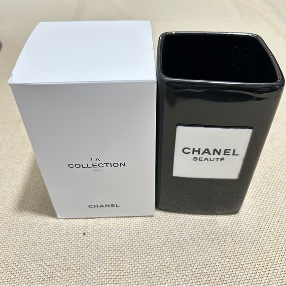 Rare Chanel Beaute La Collection Ceramic Brush Holder - Picture 1 of 6